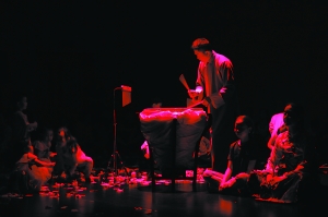 <strong>当传统戏曲走进亲子剧场</strong>